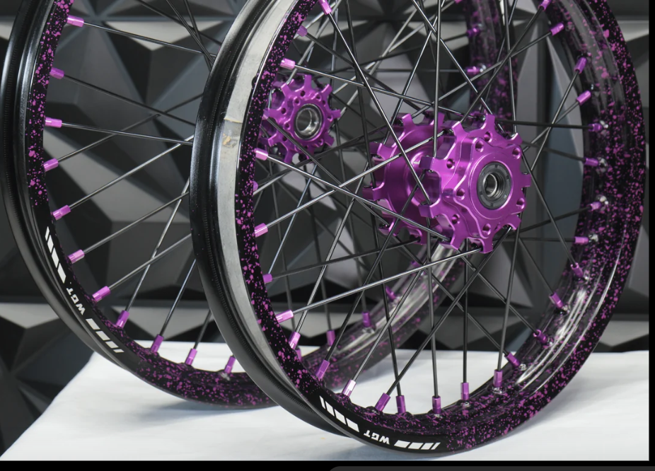 WGT Splattered V2 19x16 Wheel Set